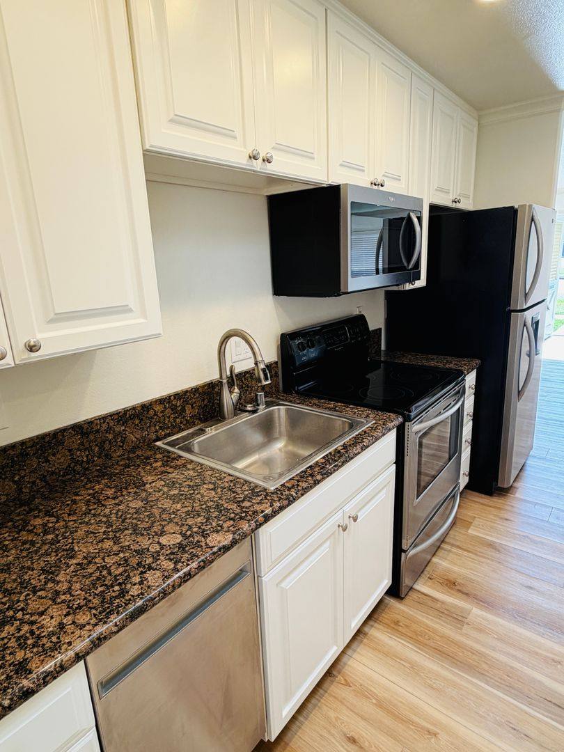 House for rent at 19907 Piccadilly Lane, Huntington Beach, CA 92646