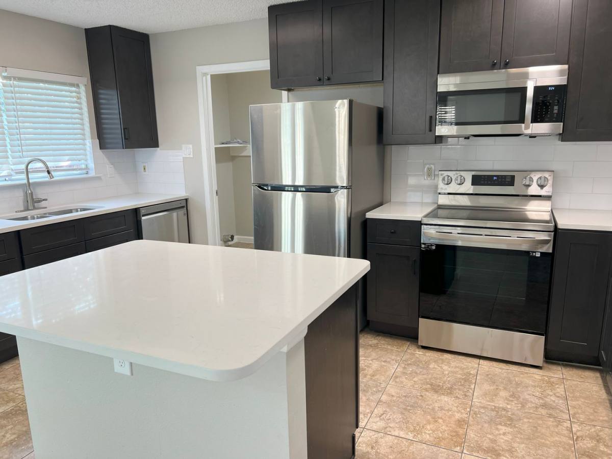House for rent at 8227 Club Meadow, Converse, TX 78109