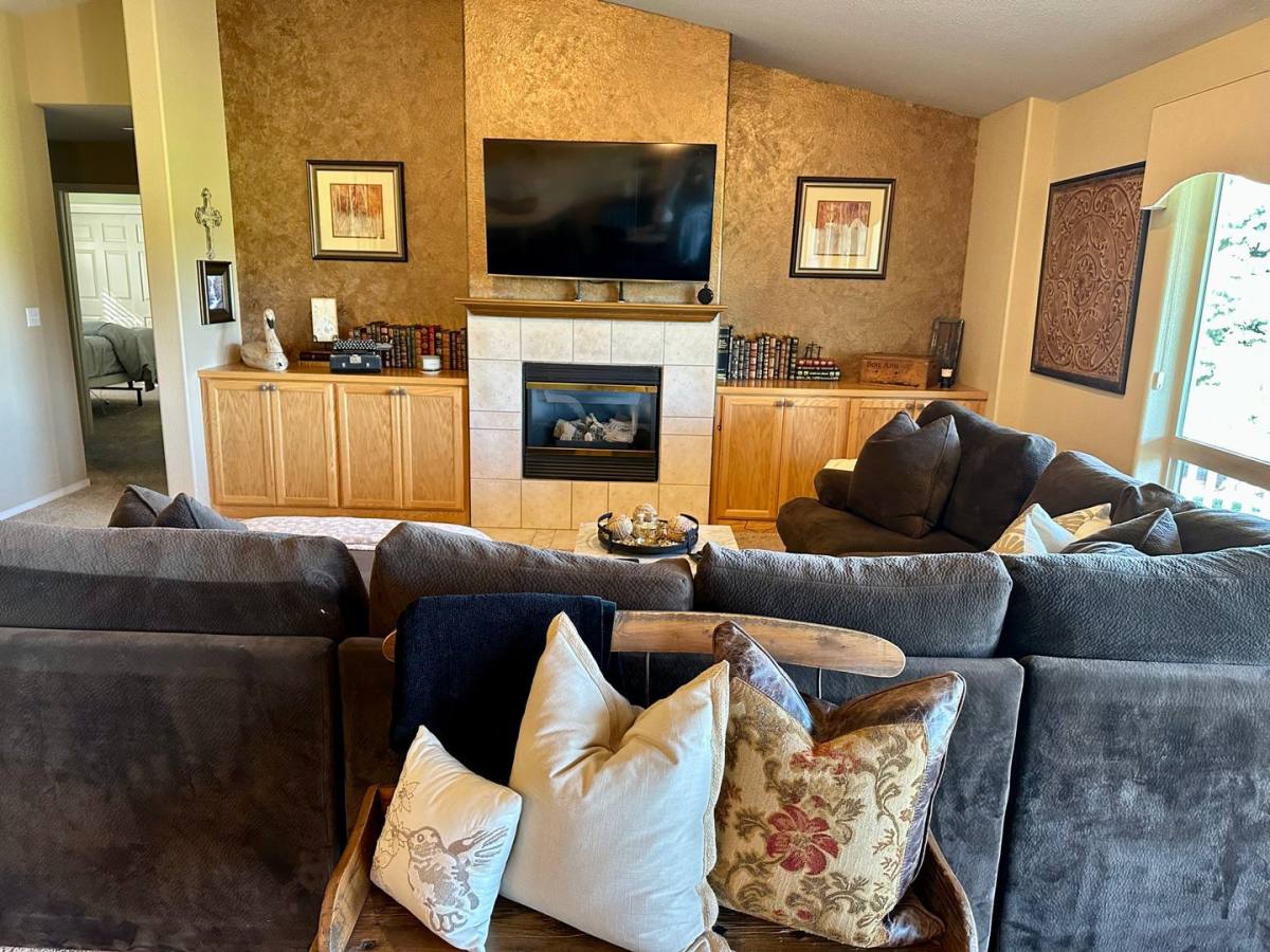 Condo for rent at 725 Hanks, Klamath Falls, OR 97601