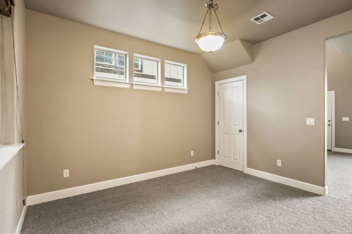 House for rent at 63160 Lancaster St, Bend, OR 97701