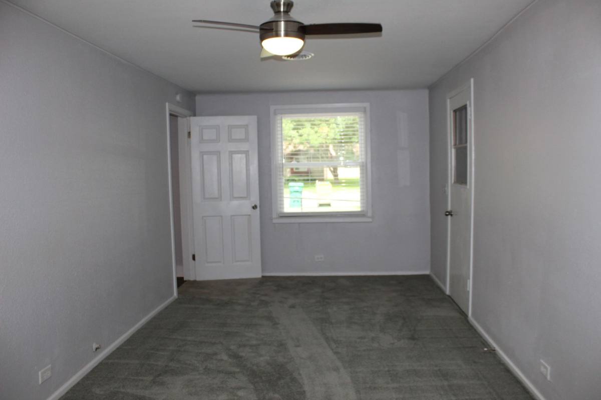 House for rent at 1107 N Wall St, Belton, TX 76513