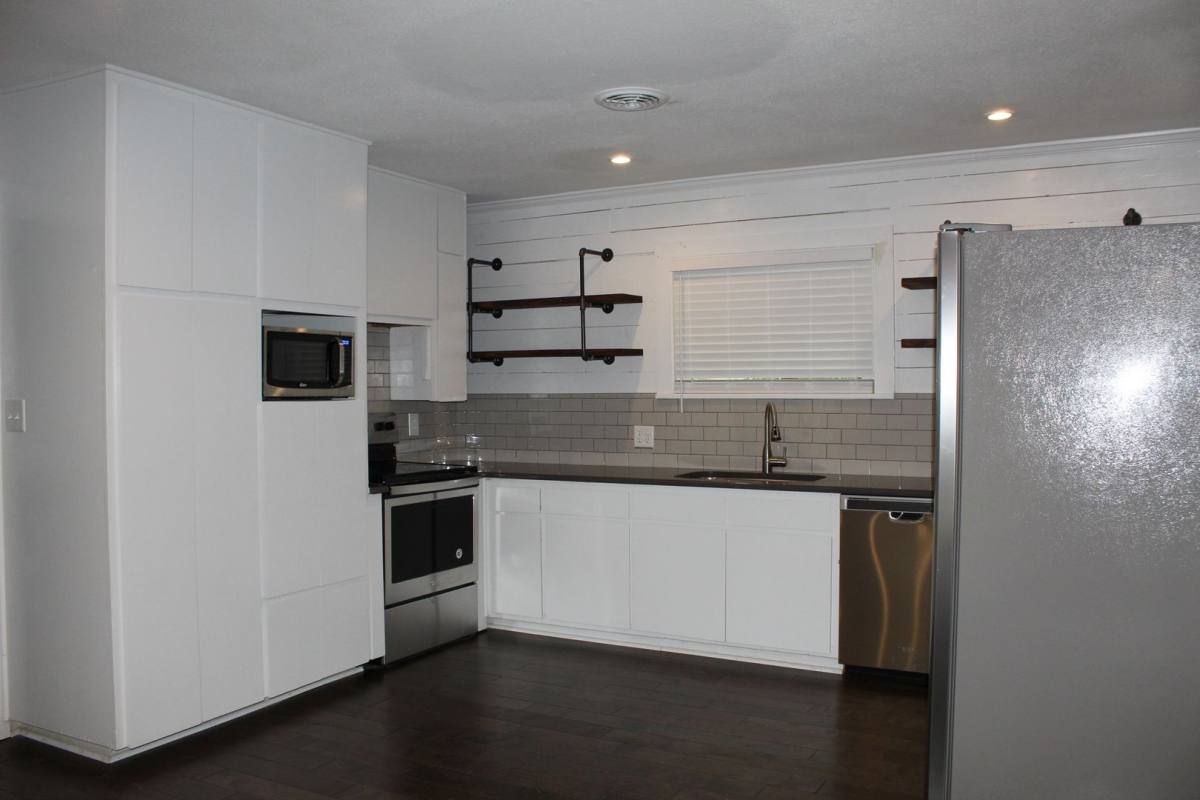House for rent at 1107 N Wall St, Belton, TX 76513