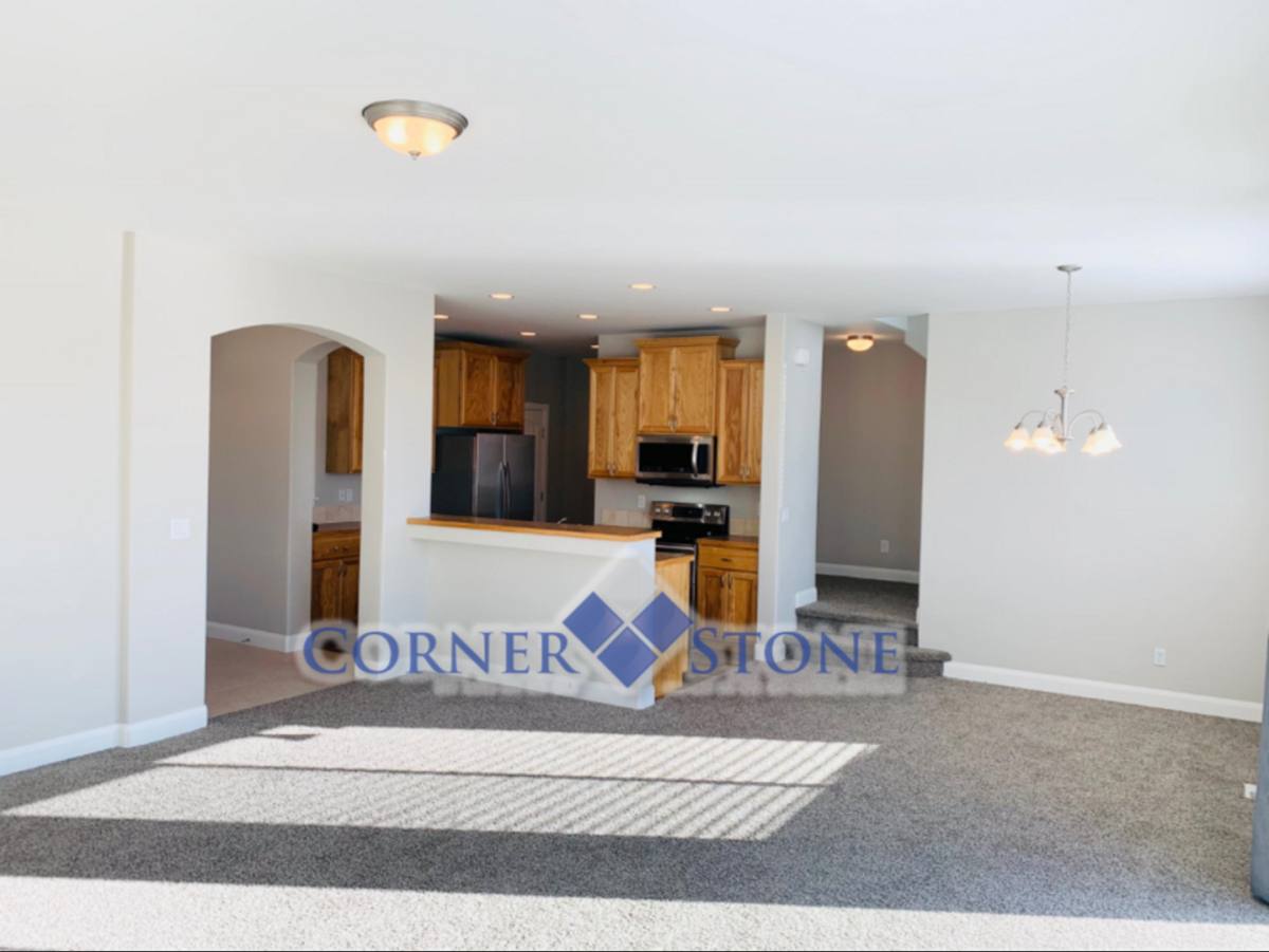 House for rent at 701 Stallion Springs Way, Middleton, ID 83644