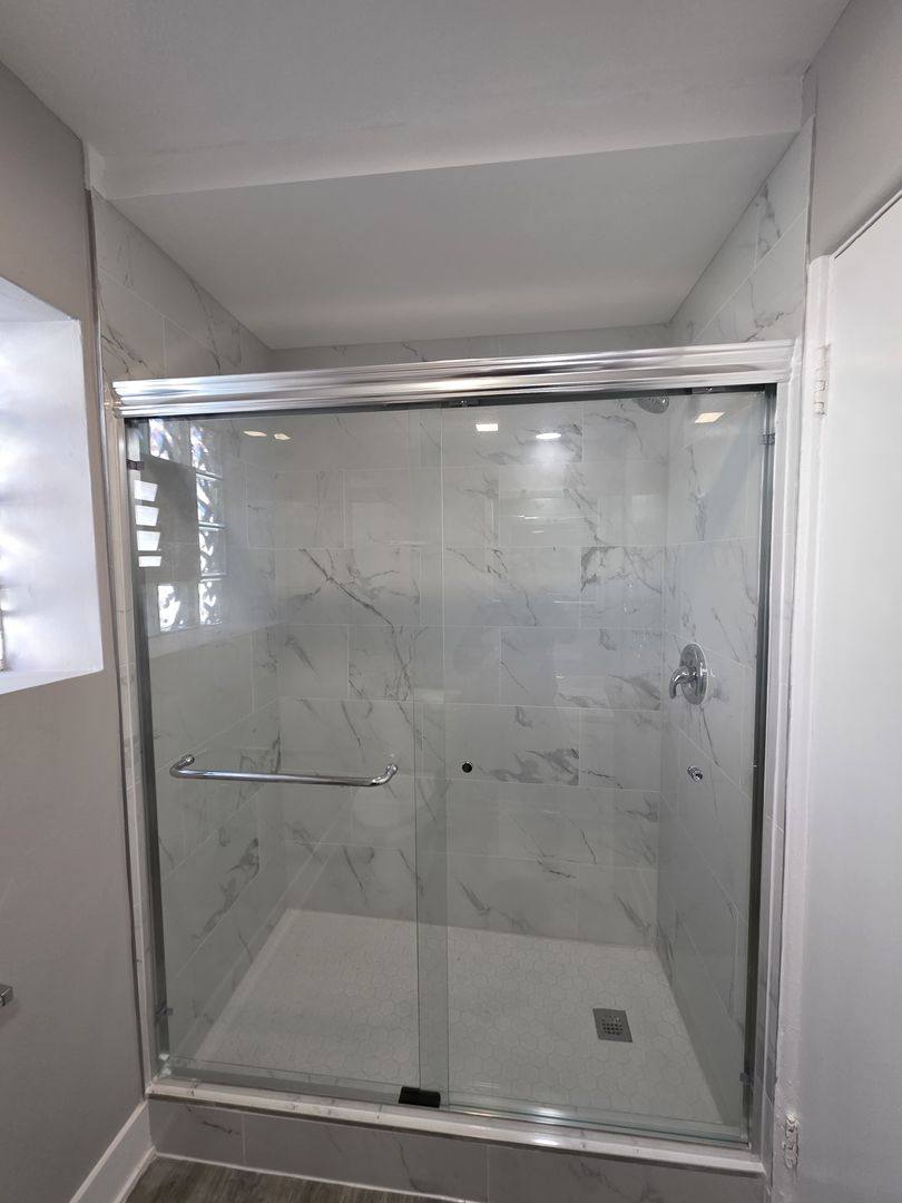 Apartment for rent at 6901 N Ridge Blvd, Chicago, IL 60645