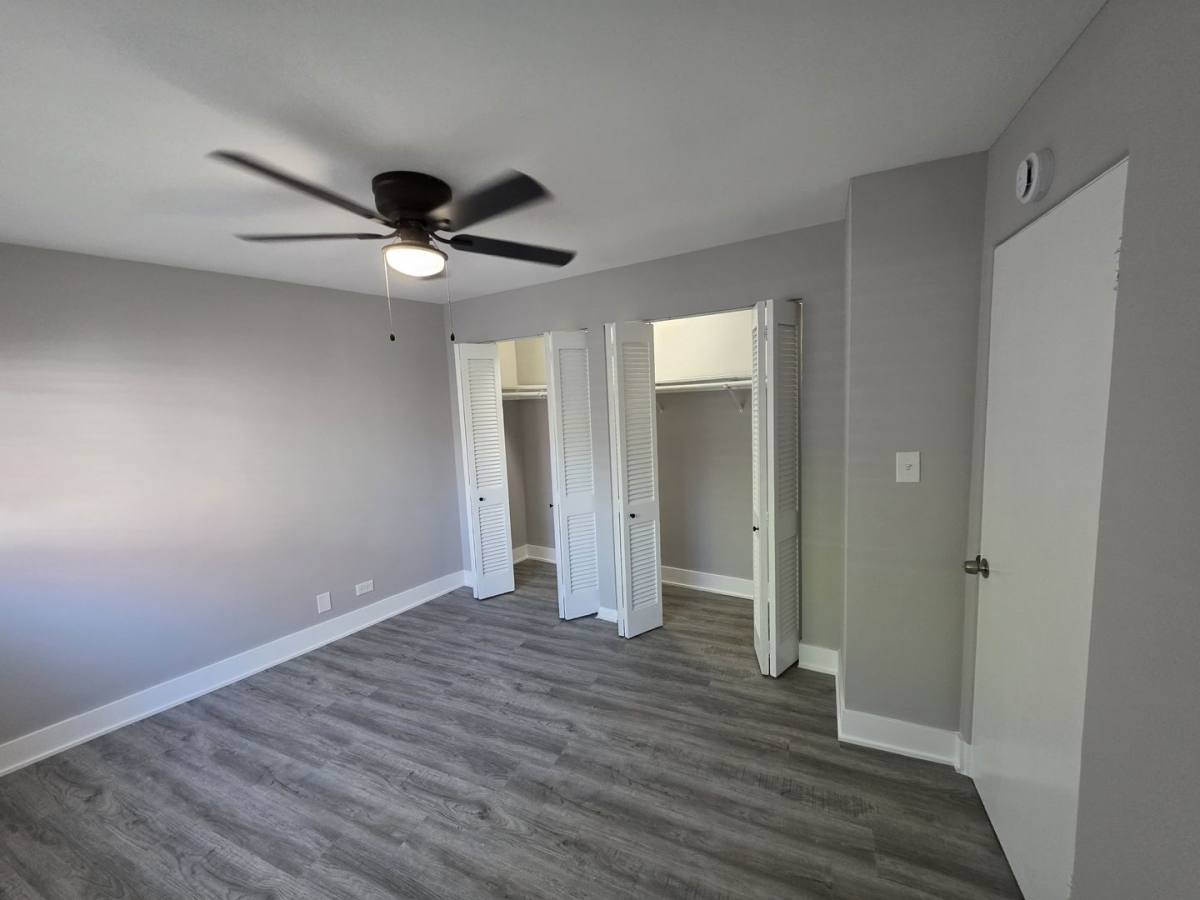 Apartment for rent at 6901 N Ridge Blvd, Chicago, IL 60645