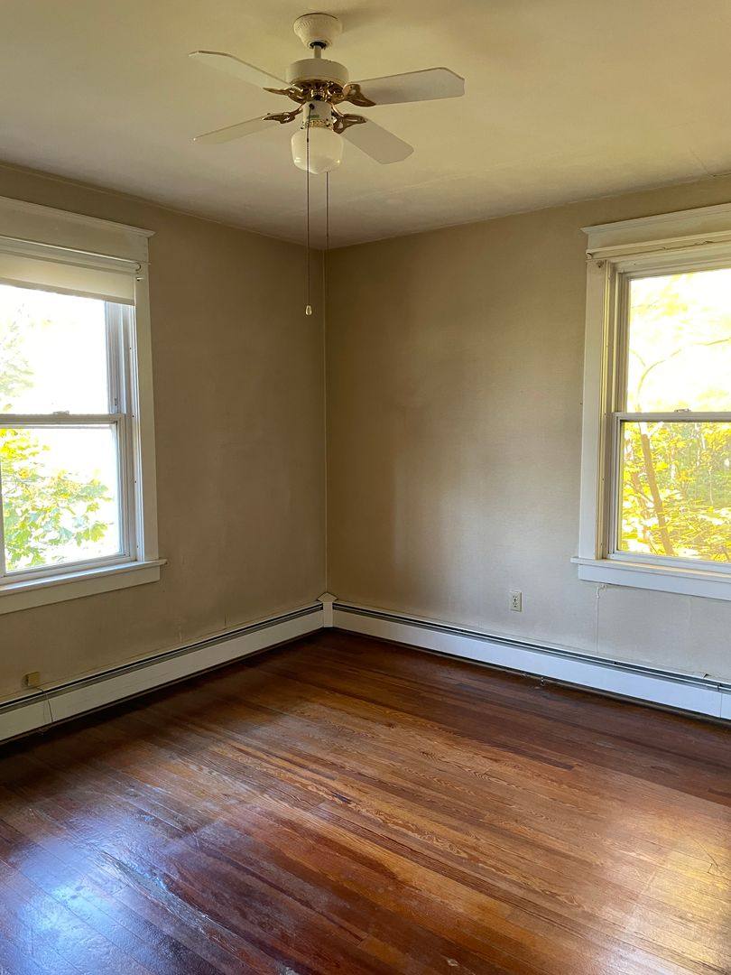 Apartment for rent at 107 E Main St, Newville, PA 17241