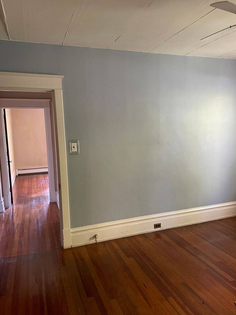 Apartment for rent at 107 E Main St, Newville, PA 17241