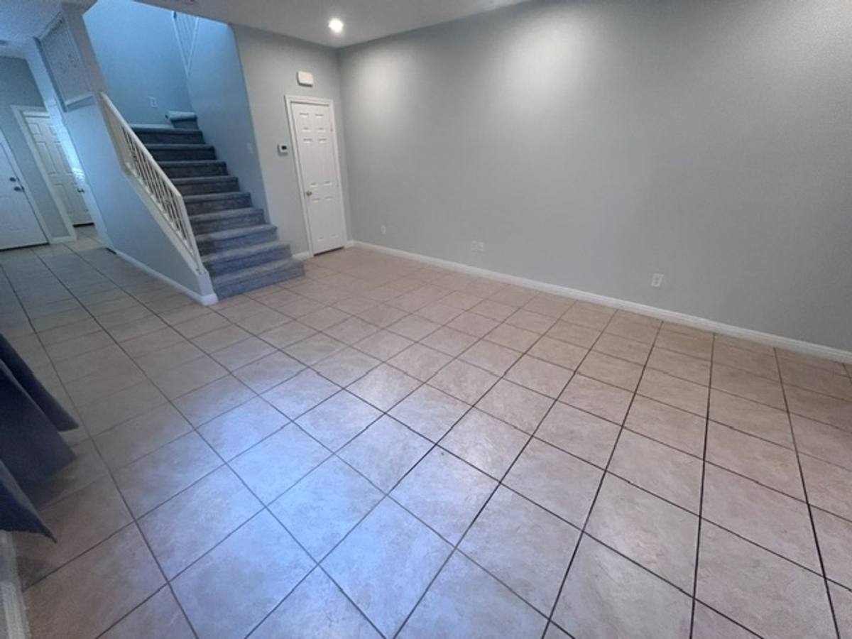 Townhouse for rent at 452 E Sunset Rd, Henderson, NV 89011