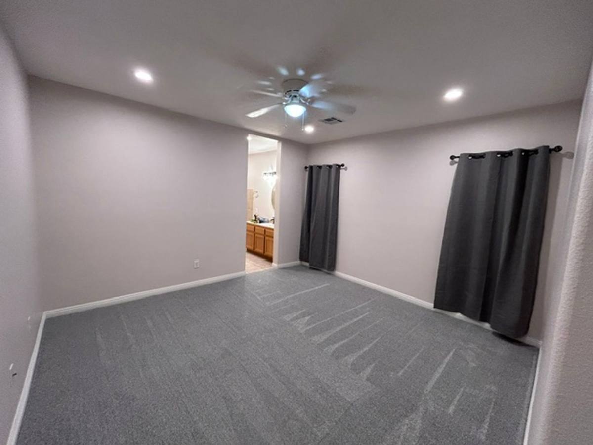 Townhouse for rent at 452 E Sunset Rd, Henderson, NV 89011