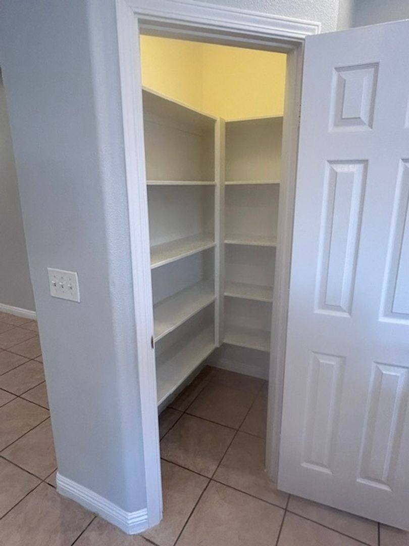 Townhouse for rent at 452 E Sunset Rd, Henderson, NV 89011