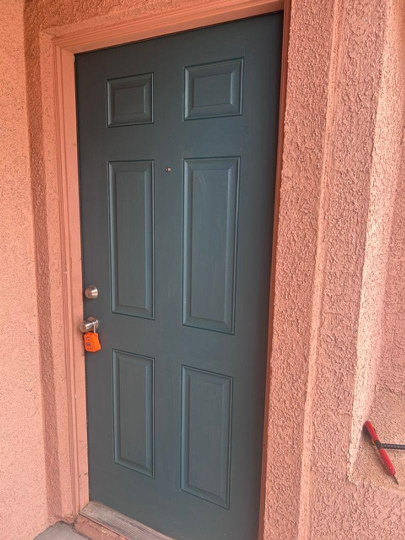 Townhouse for rent at 452 E Sunset Rd, Henderson, NV 89011