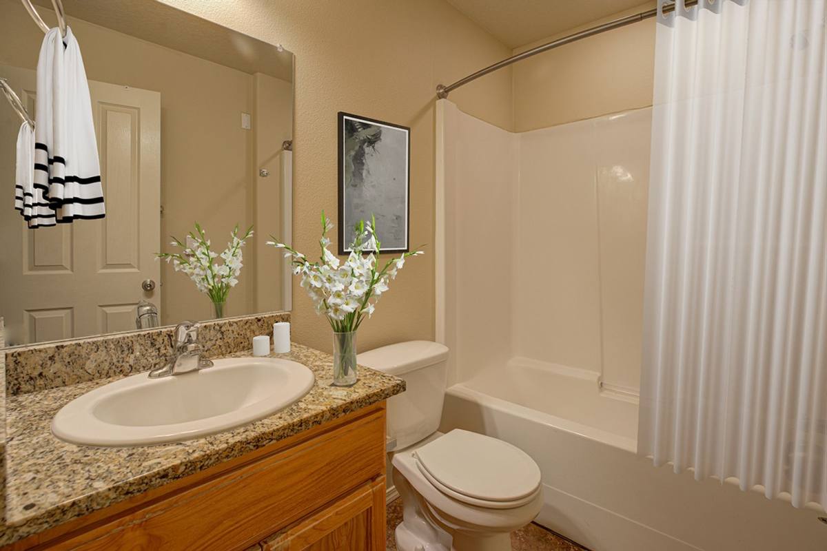 Apartment for rent at 5513 - 5517 NE, Vancouver, WA 98661