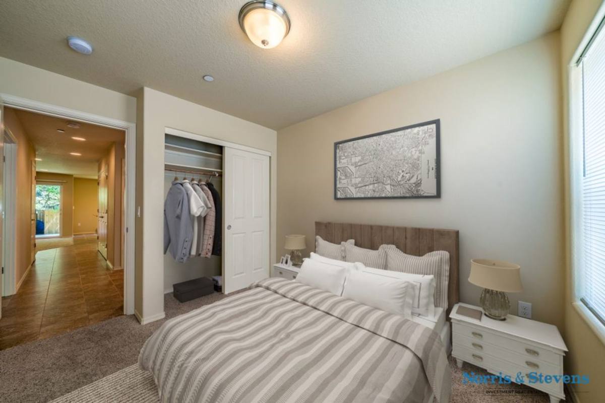 Apartment for rent at 5513 - 5517 NE, Vancouver, WA 98661
