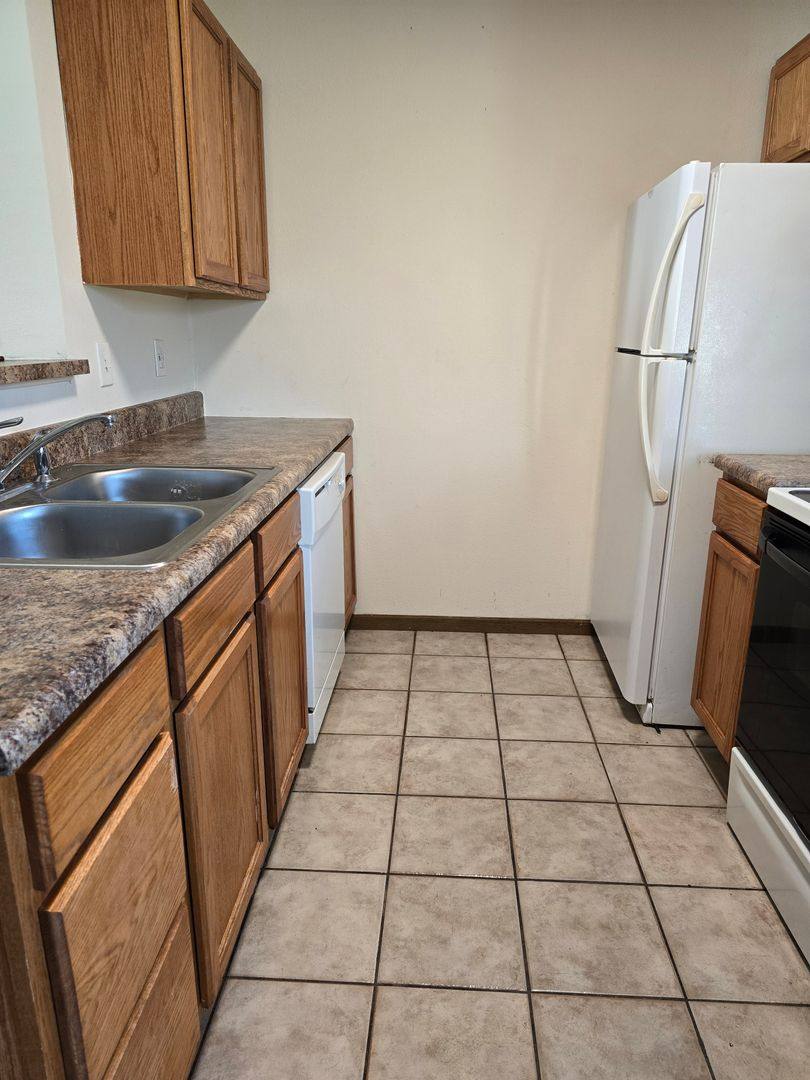 Apartment for rent at 5713-5715 Canaveral Dr, Columbia, MO 65201