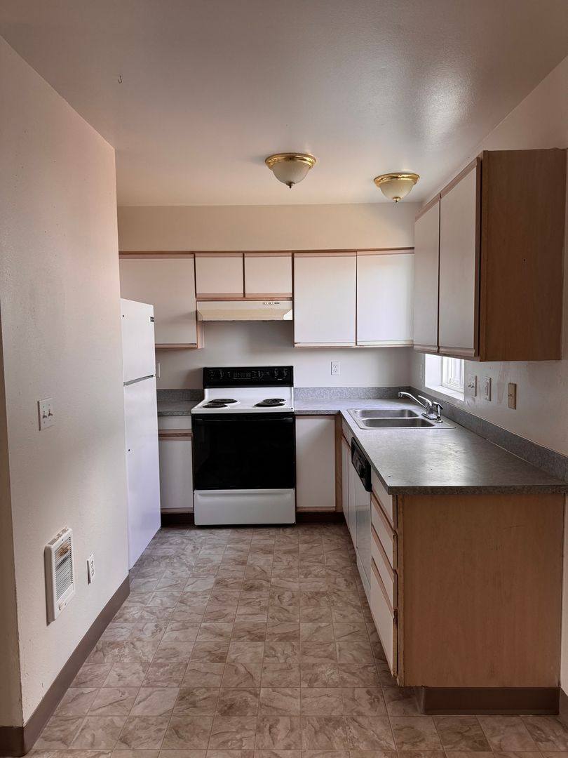 Apartment for rent at 1107 Browne, Yakima, WA 98902