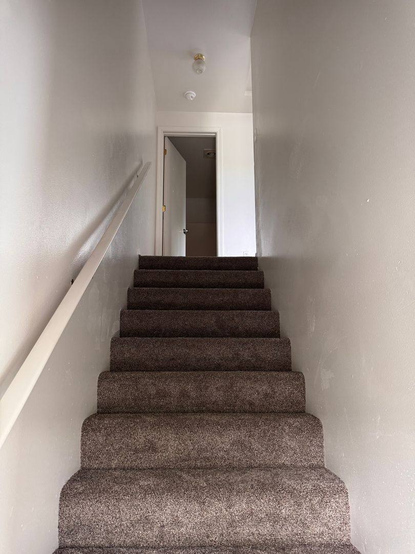 Apartment for rent at 1107 Browne, Yakima, WA 98902