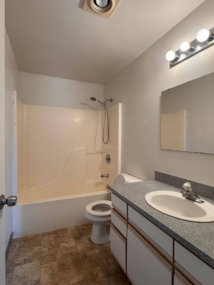 Apartment for rent at 1107 Browne, Yakima, WA 98902