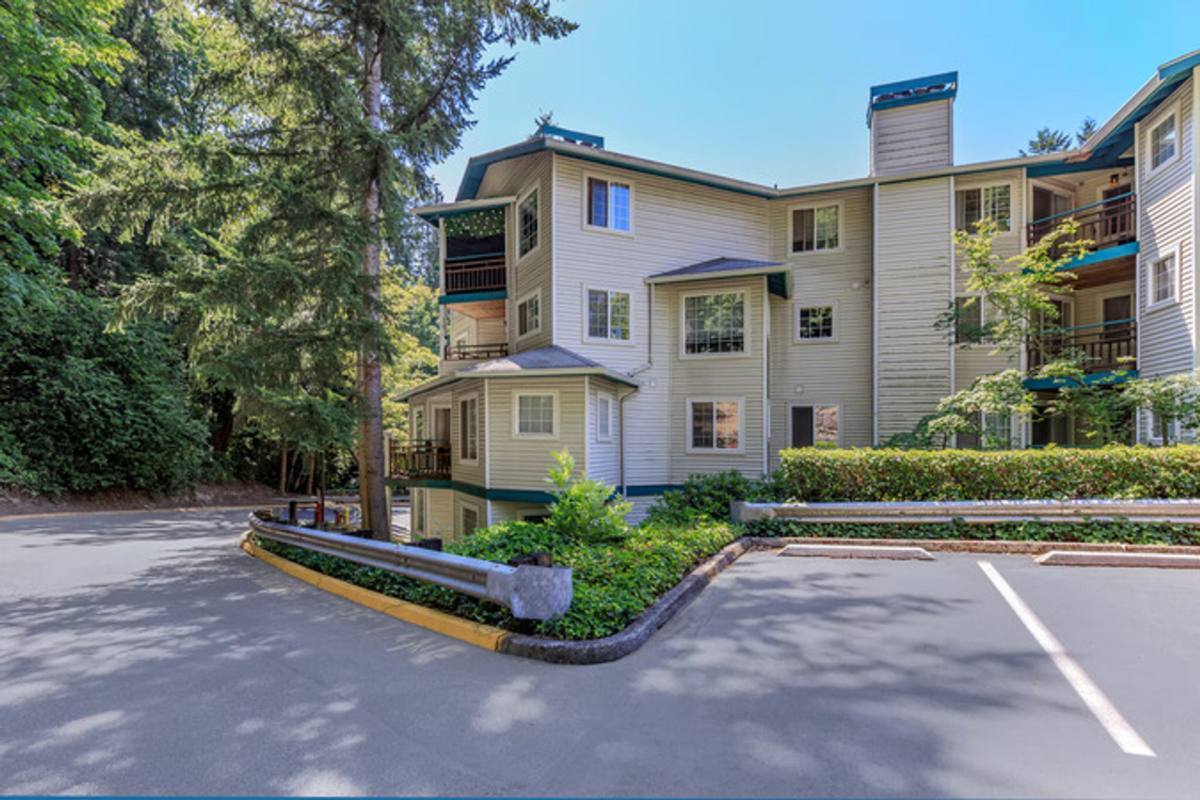 Apartment for rent at 9200 Redmond Wdnvll Rd NE, Redmond, WA 98052
