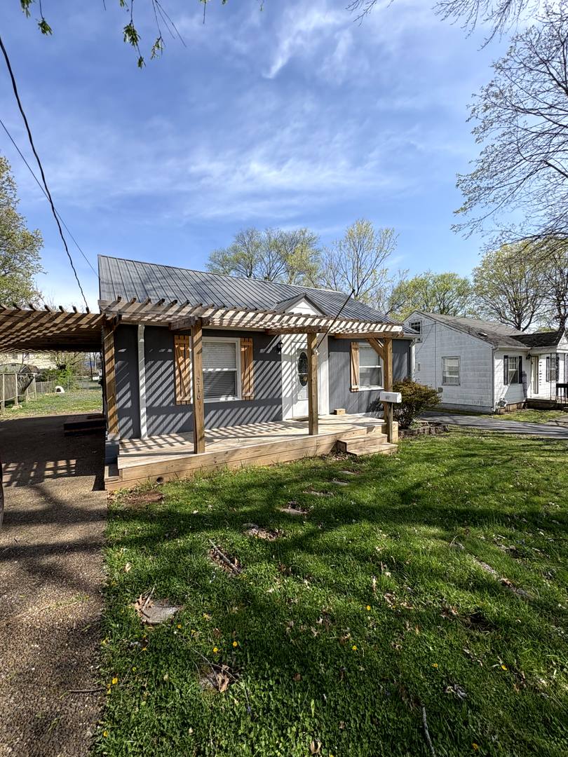 House for rent at 316 Fairview Dr, Hopkinsville, KY 42240