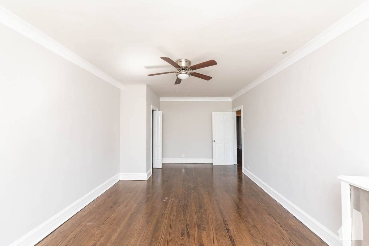 Apartment for rent at 5075 N Wolcott Ave #1, Chicago, IL 60640