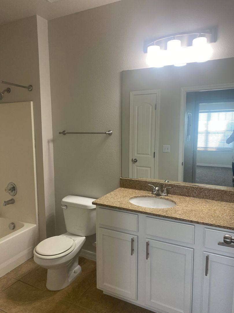 Apartment for rent at 14681 S 82nd E Ave, Bixby, OK 74008
