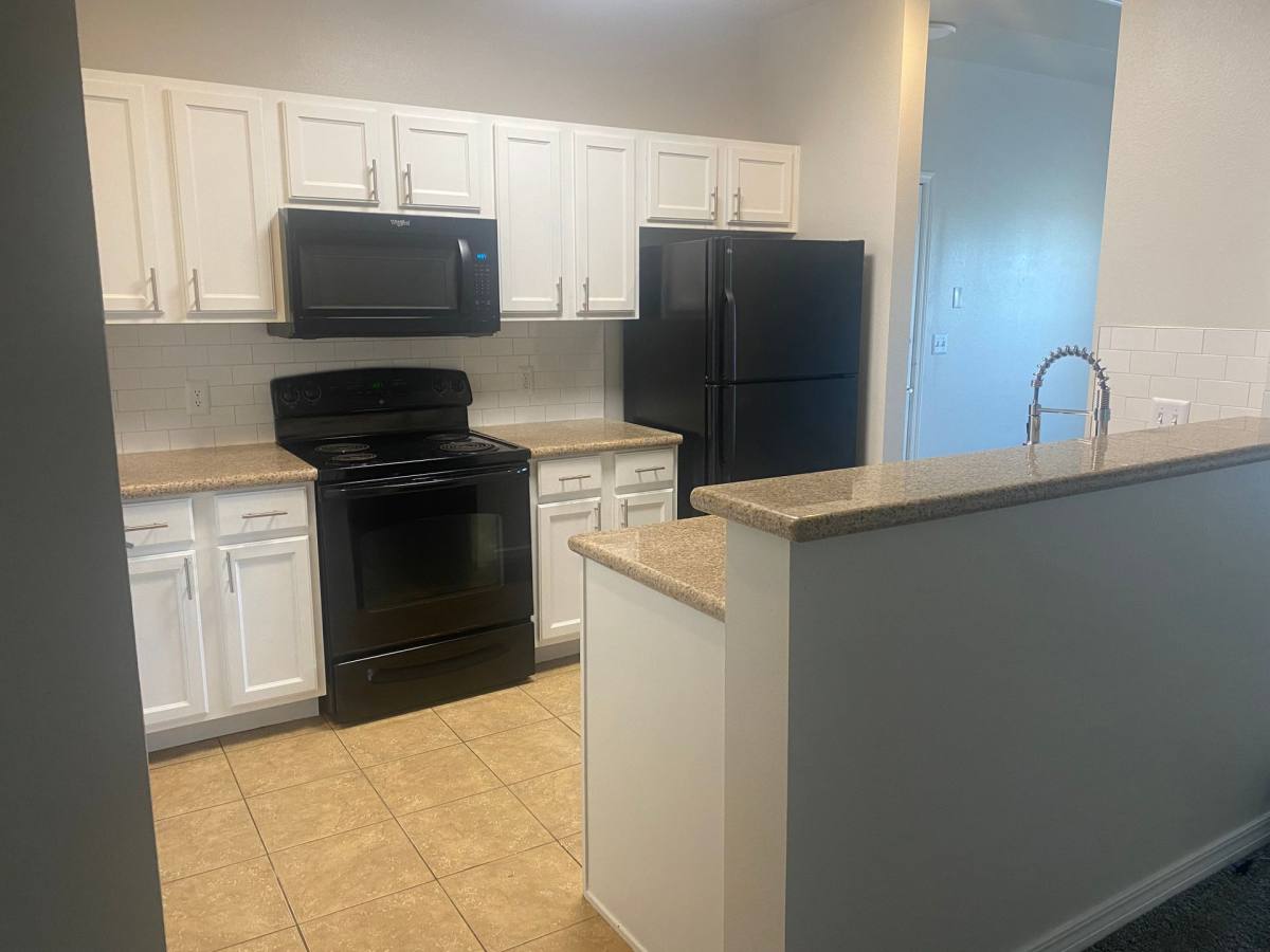 Apartment for rent at 14681 S 82nd E Ave, Bixby, OK 74008