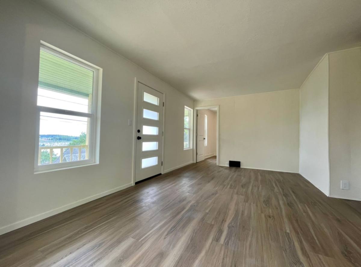 House for rent at 10523 NW 3rd St, Portland, OR 97231