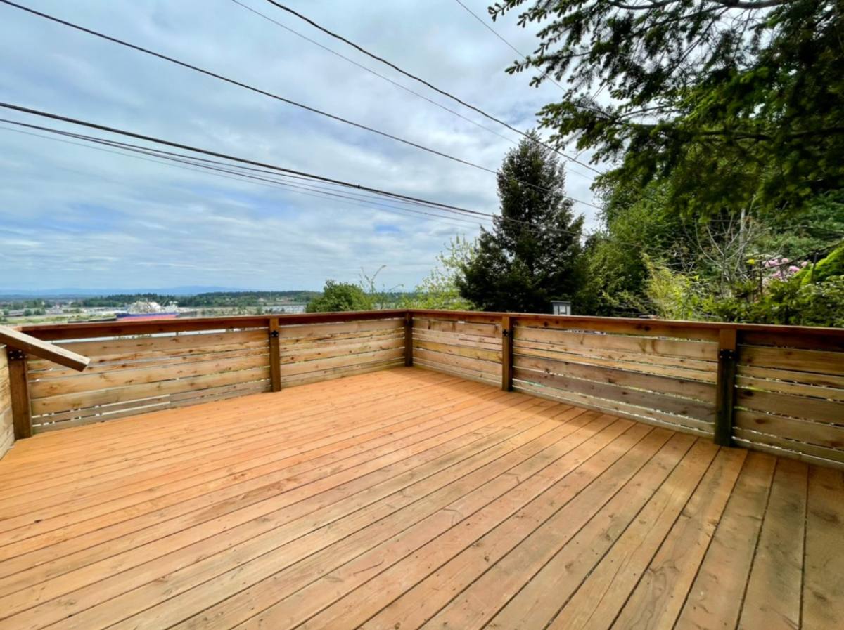 House for rent at 10523 NW 3rd St, Portland, OR 97231