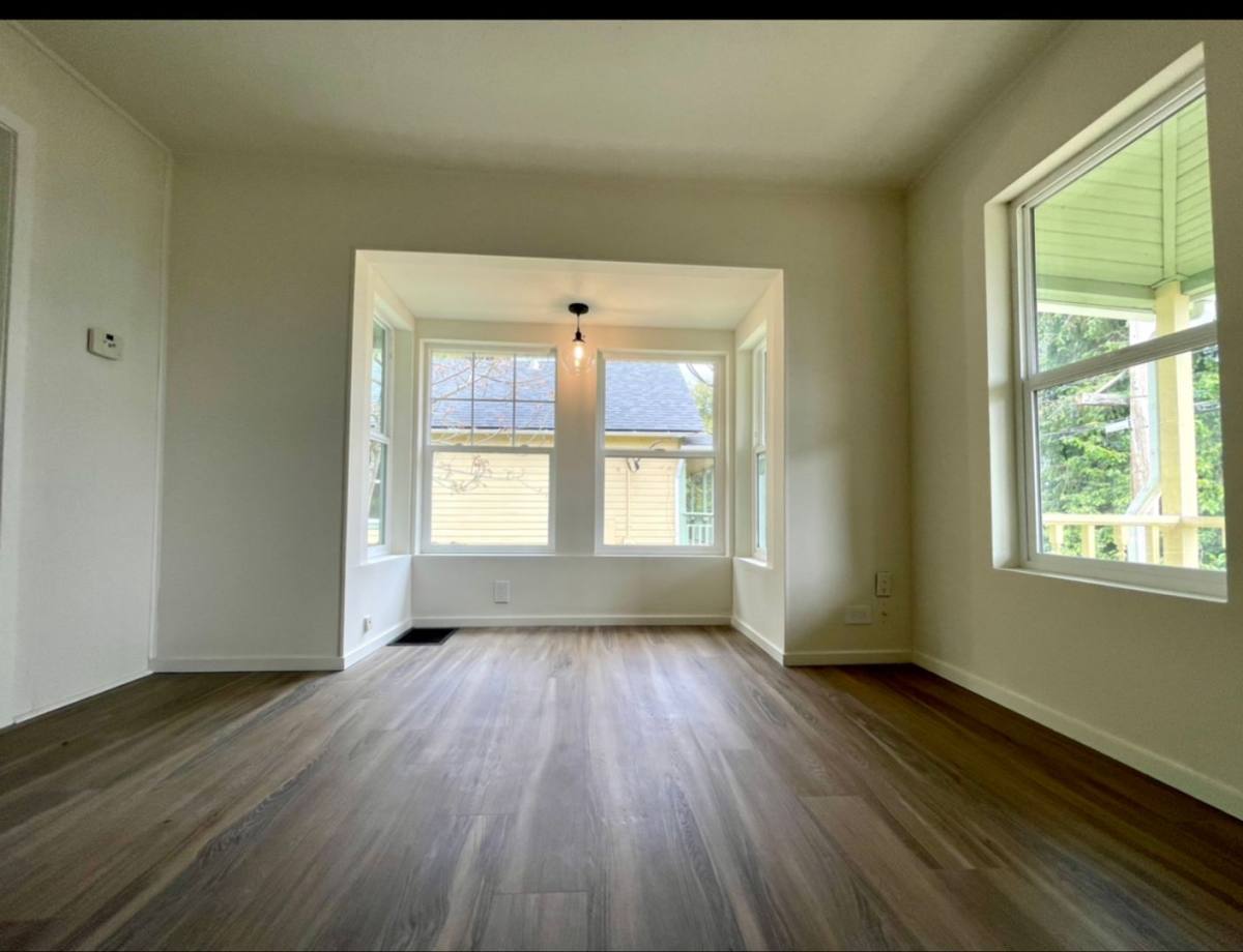 House for rent at 10523 NW 3rd St, Portland, OR 97231