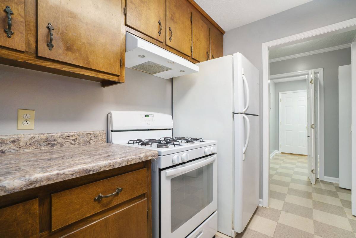 Townhouse for rent at 104 Oak Park Court, Athens, GA 30605