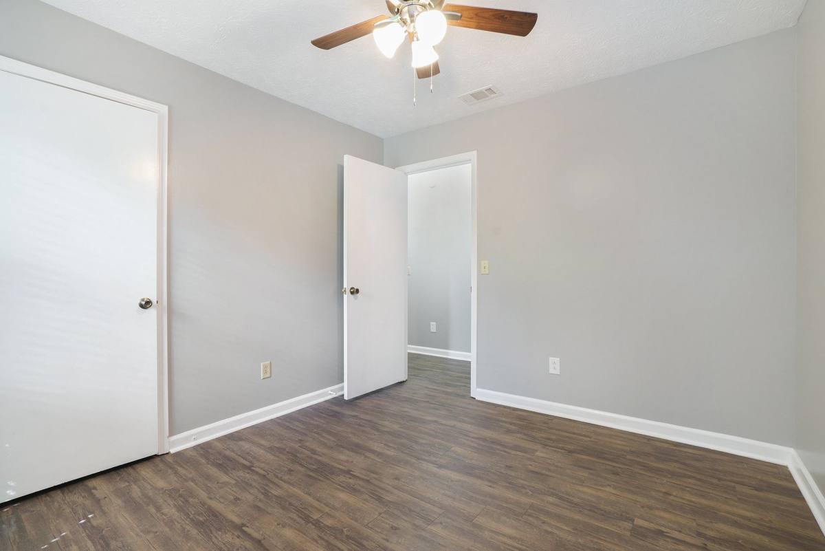 Townhouse for rent at 104 Oak Park Court, Athens, GA 30605
