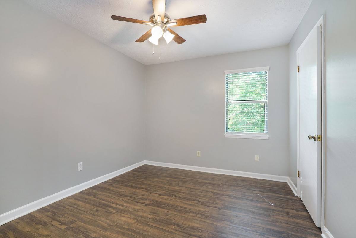Townhouse for rent at 104 Oak Park Court, Athens, GA 30605