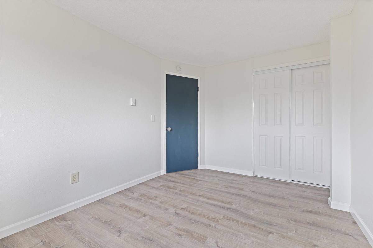 Townhouse for rent at 16000 SE Alder St, Portland, OR 97233