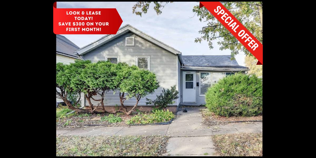 House for rent at 2002 Garfield St, Clinton, IA 52732