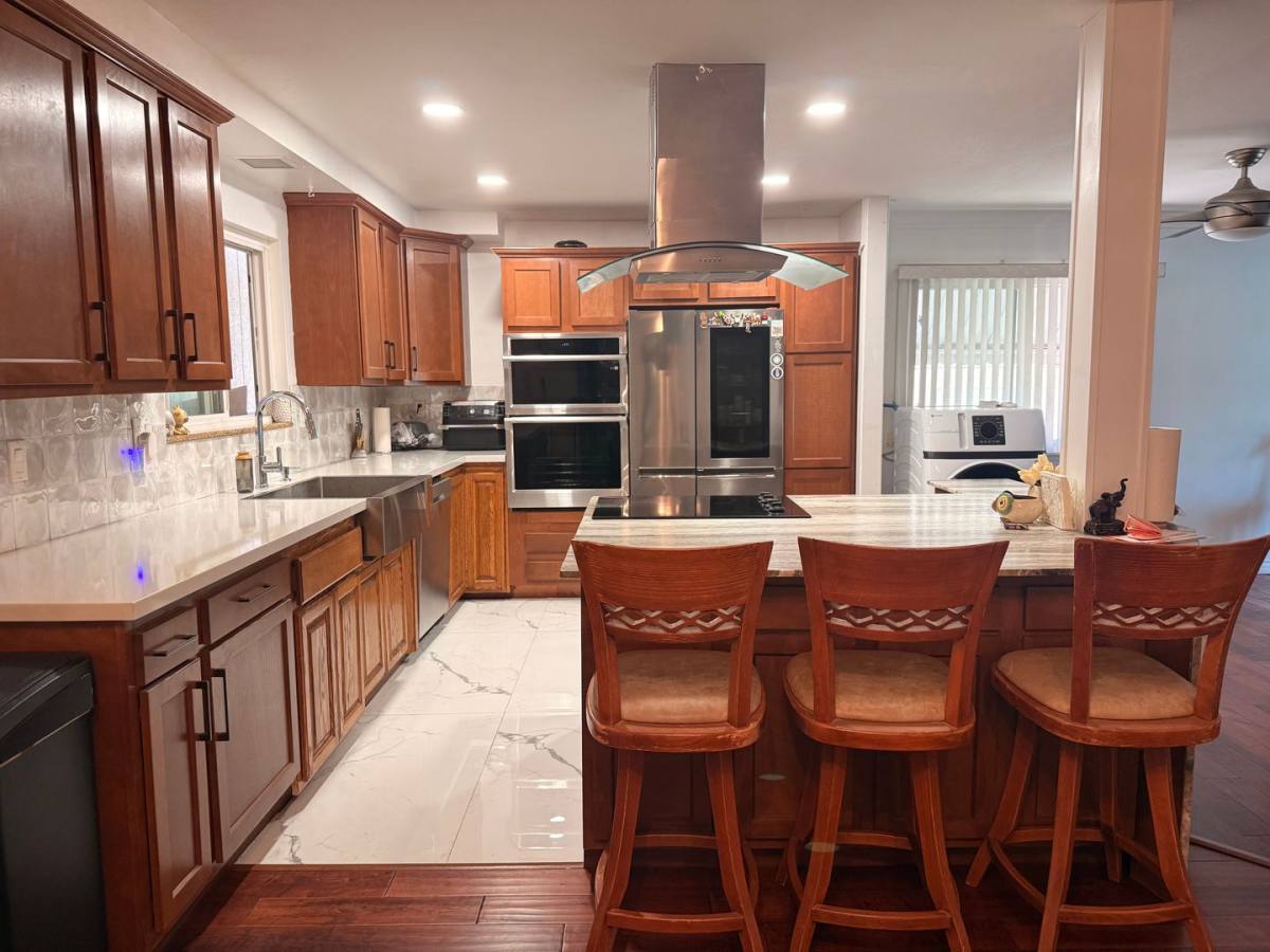 House for rent at 1710 E Fruit St, Santa Ana, CA 92701