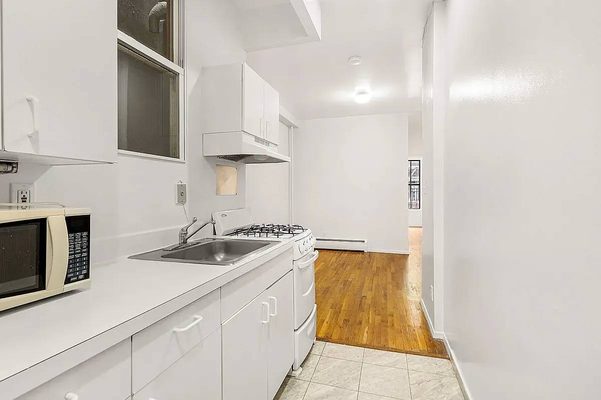 Apartment for rent at 310 E 93rd St #2W, New York, NY 10128