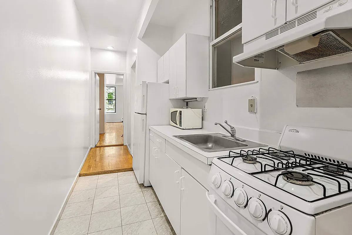 Apartment for rent at 310 E 93rd St #2W, New York, NY 10128