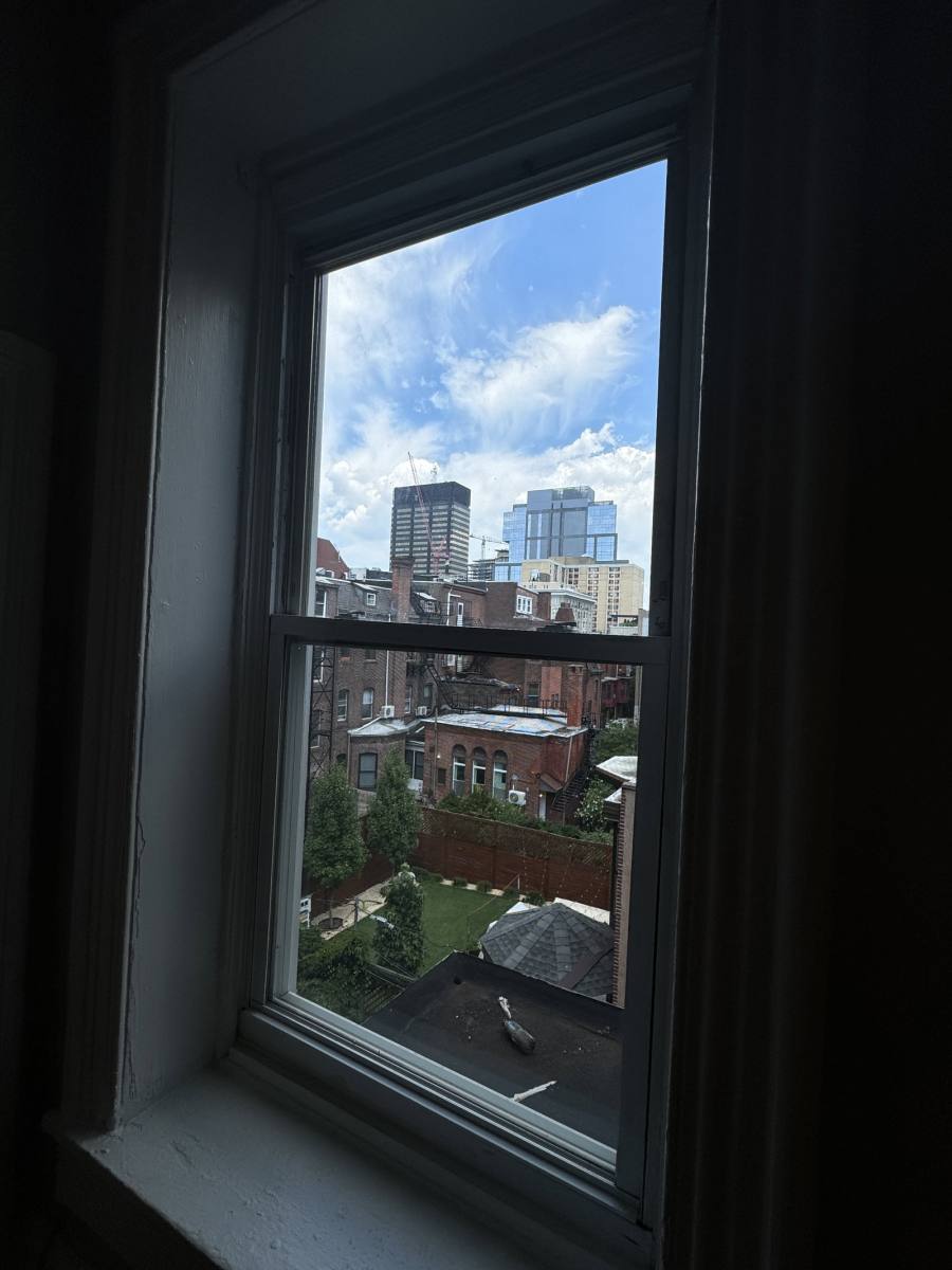 Apartment for rent at 2125 Walnut St #3R, Philadelphia, PA 19103