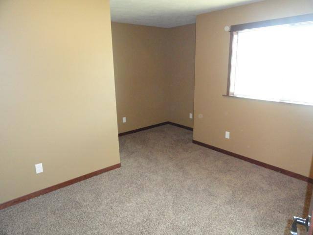 Townhouse for rent at 1233 17th Ave S, Brookings, SD 57006