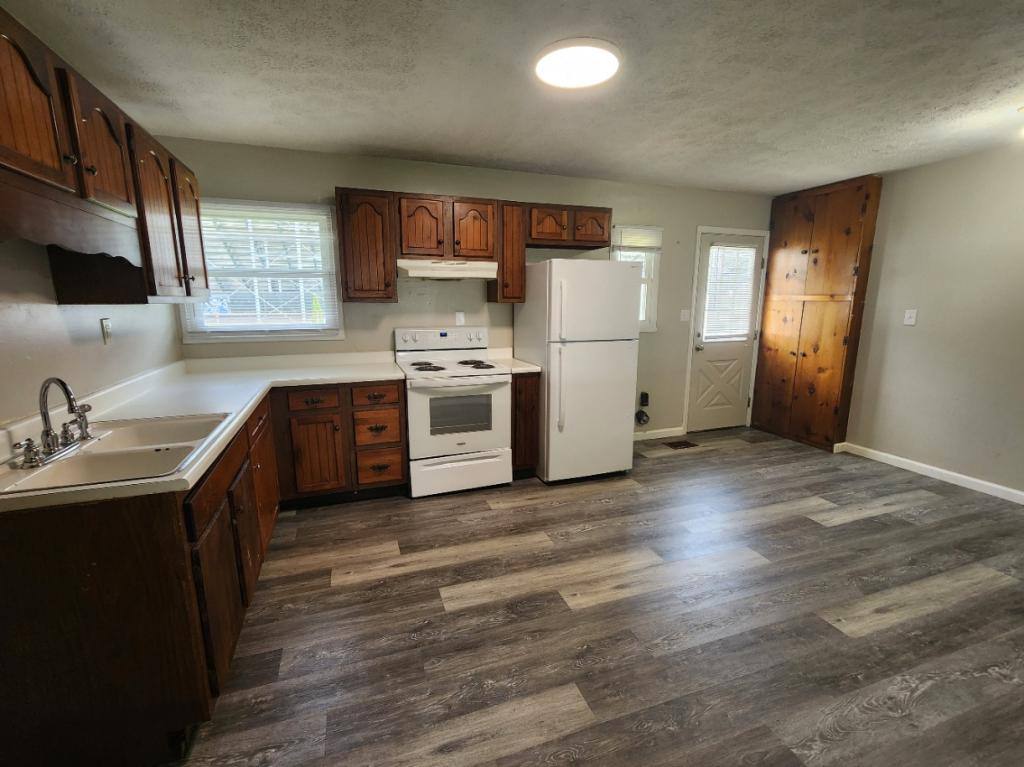 House for rent at 87 Poe Lane, Xenia, OH 45385