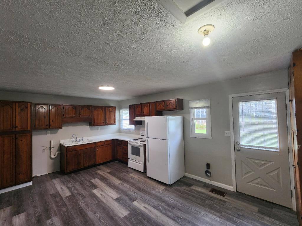 House for rent at 87 Poe Lane, Xenia, OH 45385