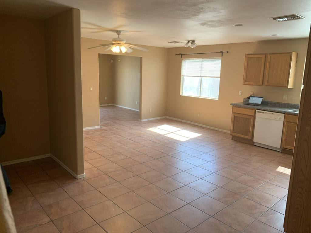 House for rent at 2511 E Pueblo Ave, Phoenix, AZ 85040