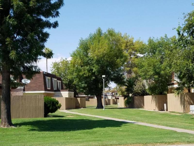 Townhouse for rent at 3412 W El Caminito Dr, Phoenix, AZ 85051