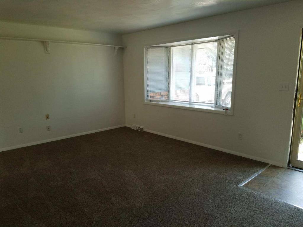 House for rent at 2813 Shoal Circle, Longmont, CO 80503