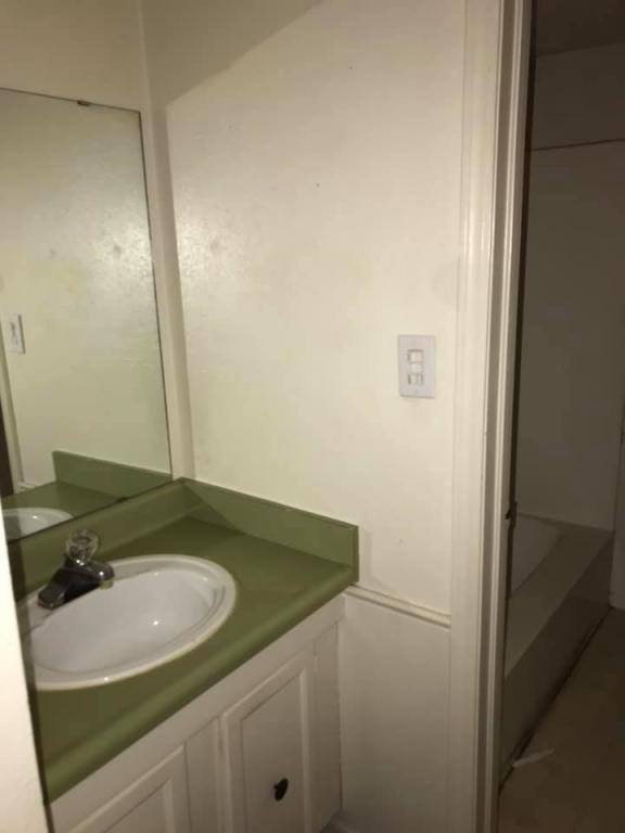 Apartment for rent at 211 S Main St #8, Okeene, OK 73763