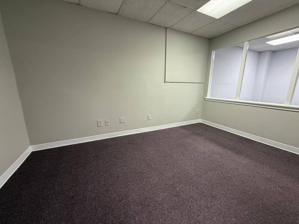 Apartment for rent at 4323 Division St, Metairie, LA 70002