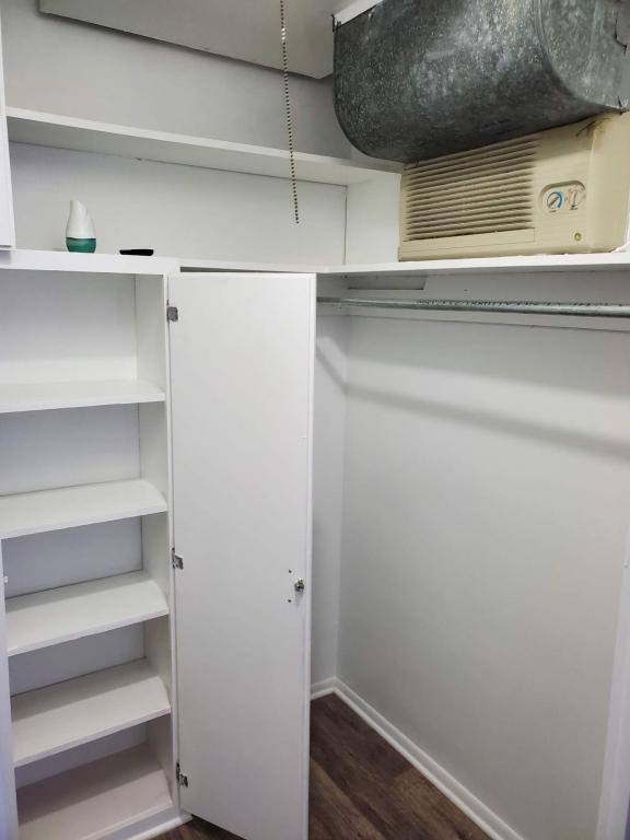 Apartment for rent at 8300 E Jefferson, Detroit, MI 48214