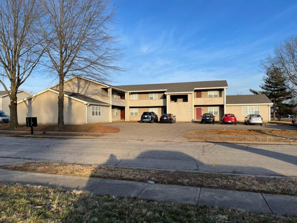 Apartment for rent at 201 Heartwood Court #B5, Owensboro, KY 42301