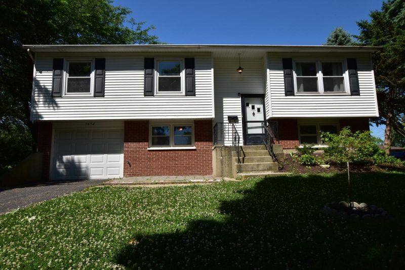 House for rent at 7852 Sprucewood Ave, Woodridge, IL 60517