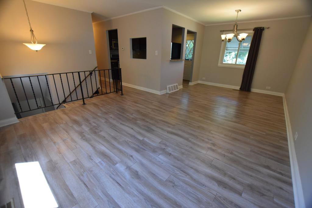 House for rent at 7852 Sprucewood Ave, Woodridge, IL 60517